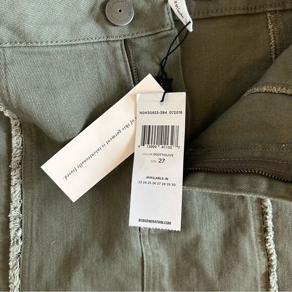 BCBG Jean Mini Skirt Green Size 27 NWT - Picture 4 of 5
